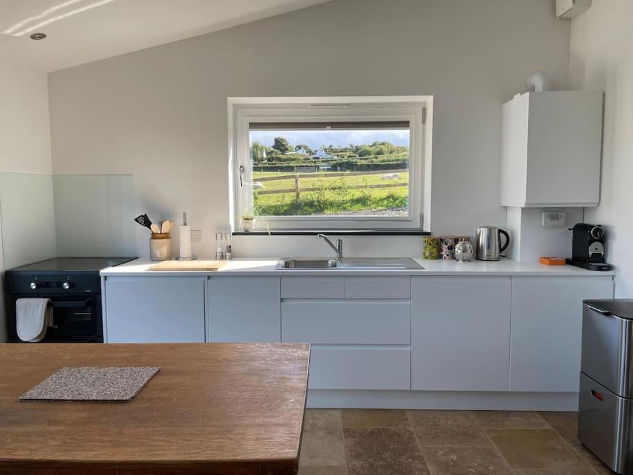 Tranquil, Secluded, Rural Cottage For Two Beaumaris Buitenkant foto